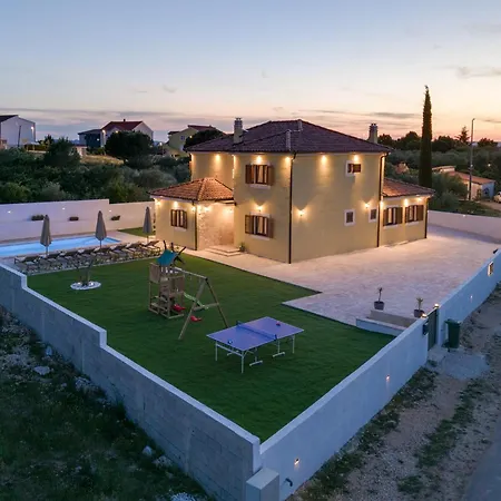 וילה Rustica Zadarvillas Vrana (Zadar)