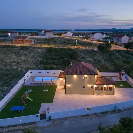 Rustica Zadarvillas