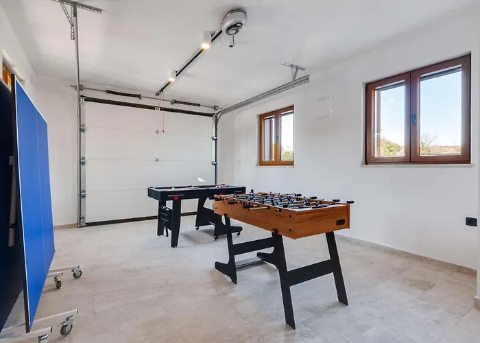 Rustica Zadarvillas וילה *