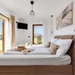 Rustica Zadarvillas فيلة *