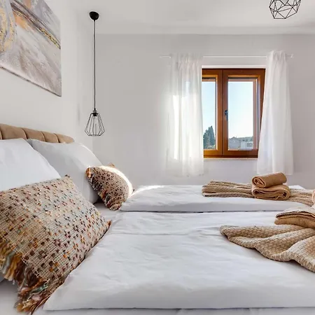 Rustica Zadarvillas *